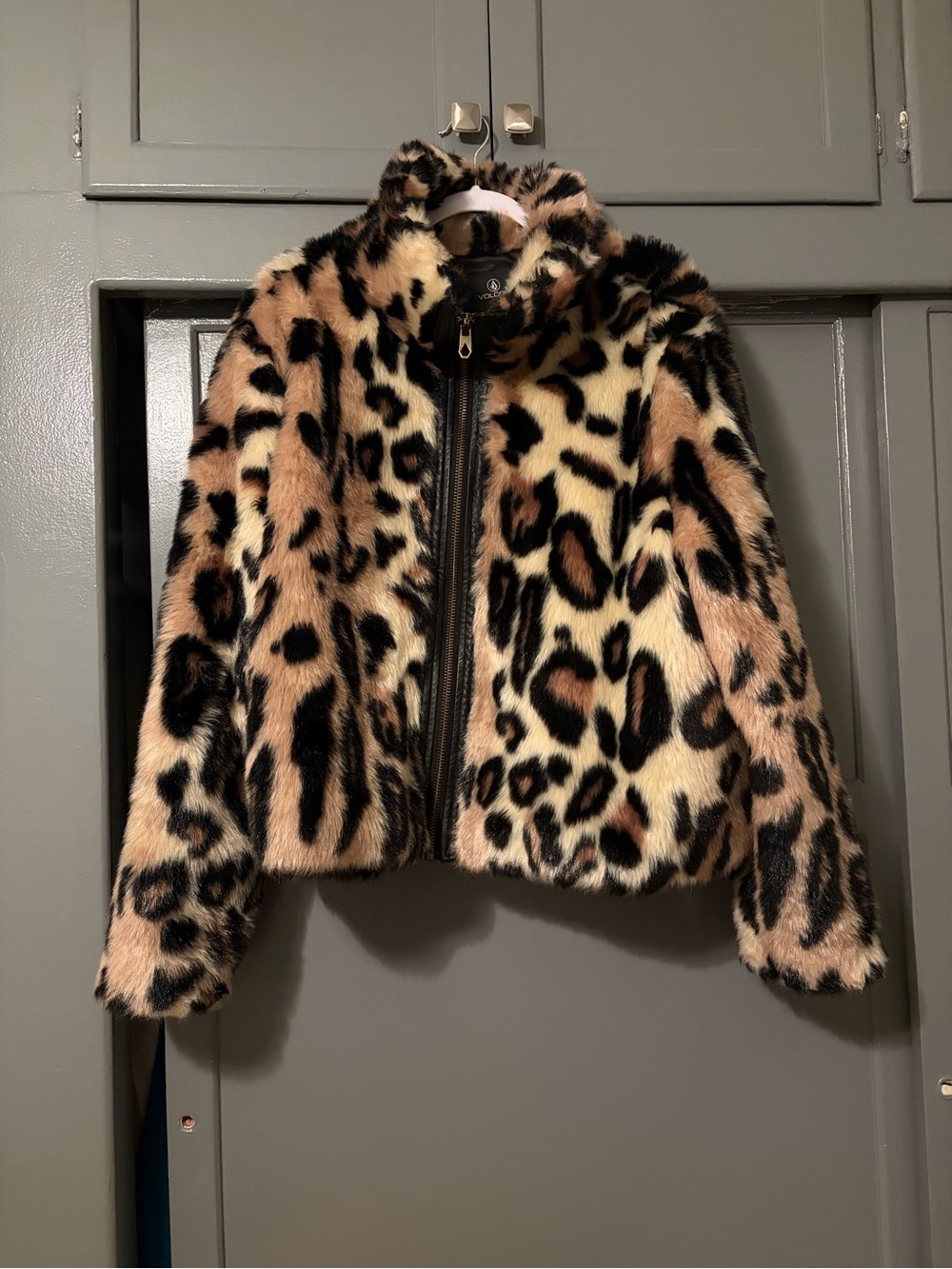 Leopard Print Faux Fur Jacket - Tan/Black